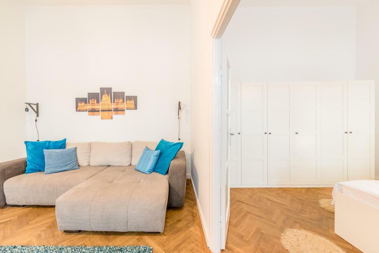 Oasis Apartments - Liberty Square Budapeszt Zewnętrze zdjęcie
