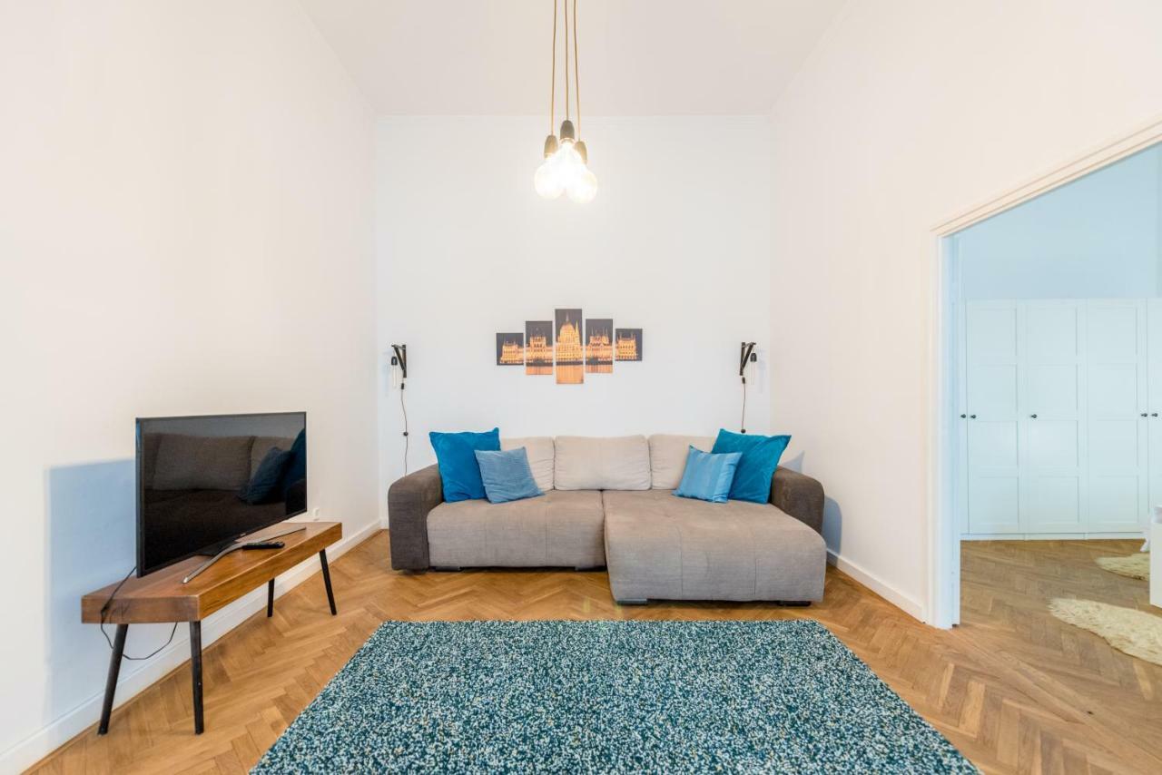 Oasis Apartments - Liberty Square Budapeszt Zewnętrze zdjęcie