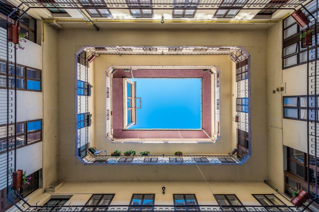 Oasis Apartments - Liberty Square Budapeszt Zewnętrze zdjęcie